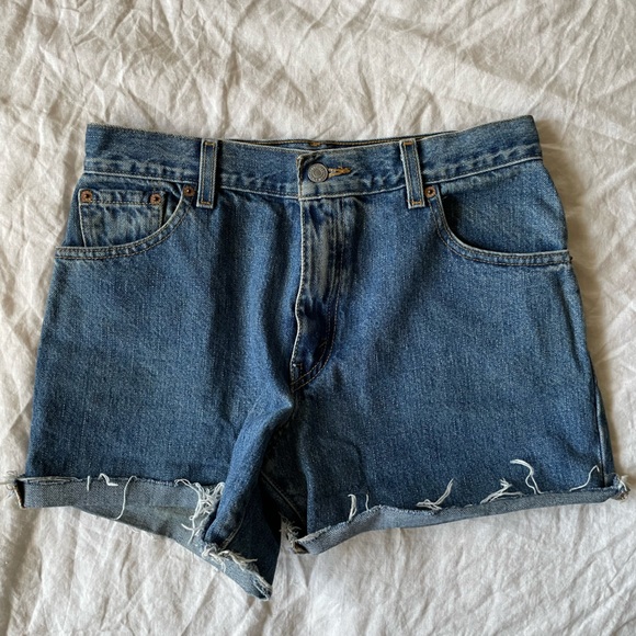 Levi’s Denim Shorts - Picture 1 of 5